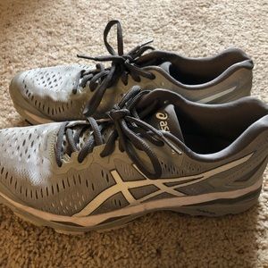 Asics tennis shoes (Kayano)